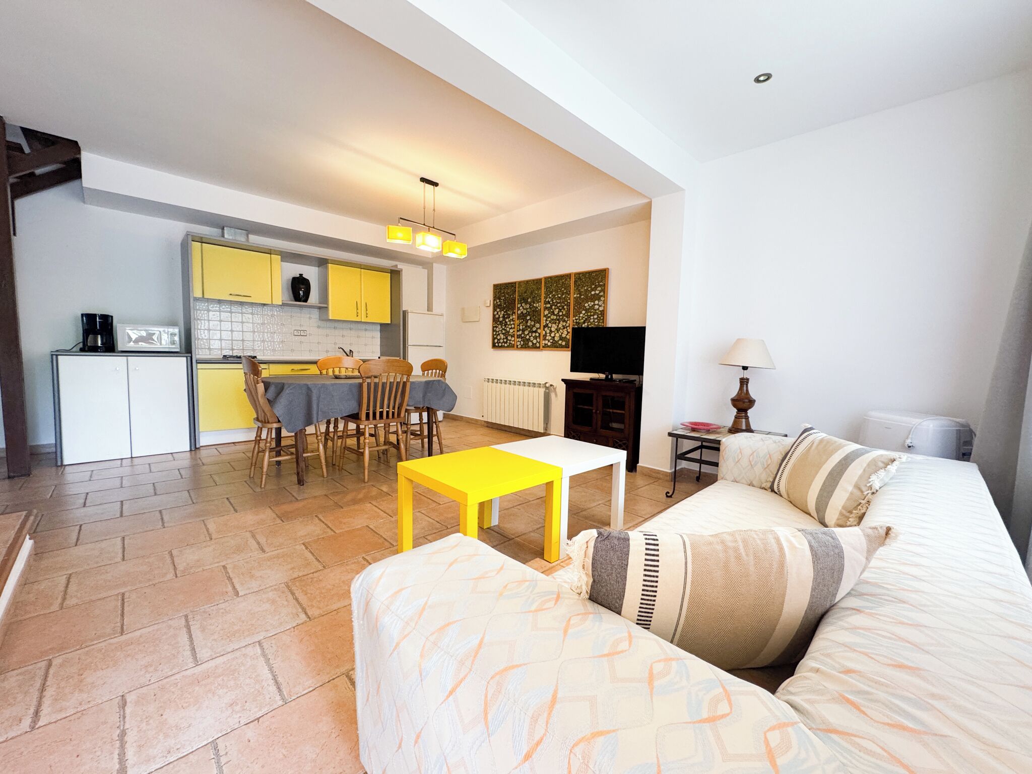 apartment, 2 bedrooms, garden view | private kitchen | fridge, microwave, oven, cookware/dishes/utensils