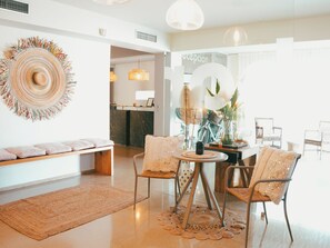 Daily buffet breakfast (EUR 9.50 per person) - Hotel Boutique Villamor - Only Adults (Denia)