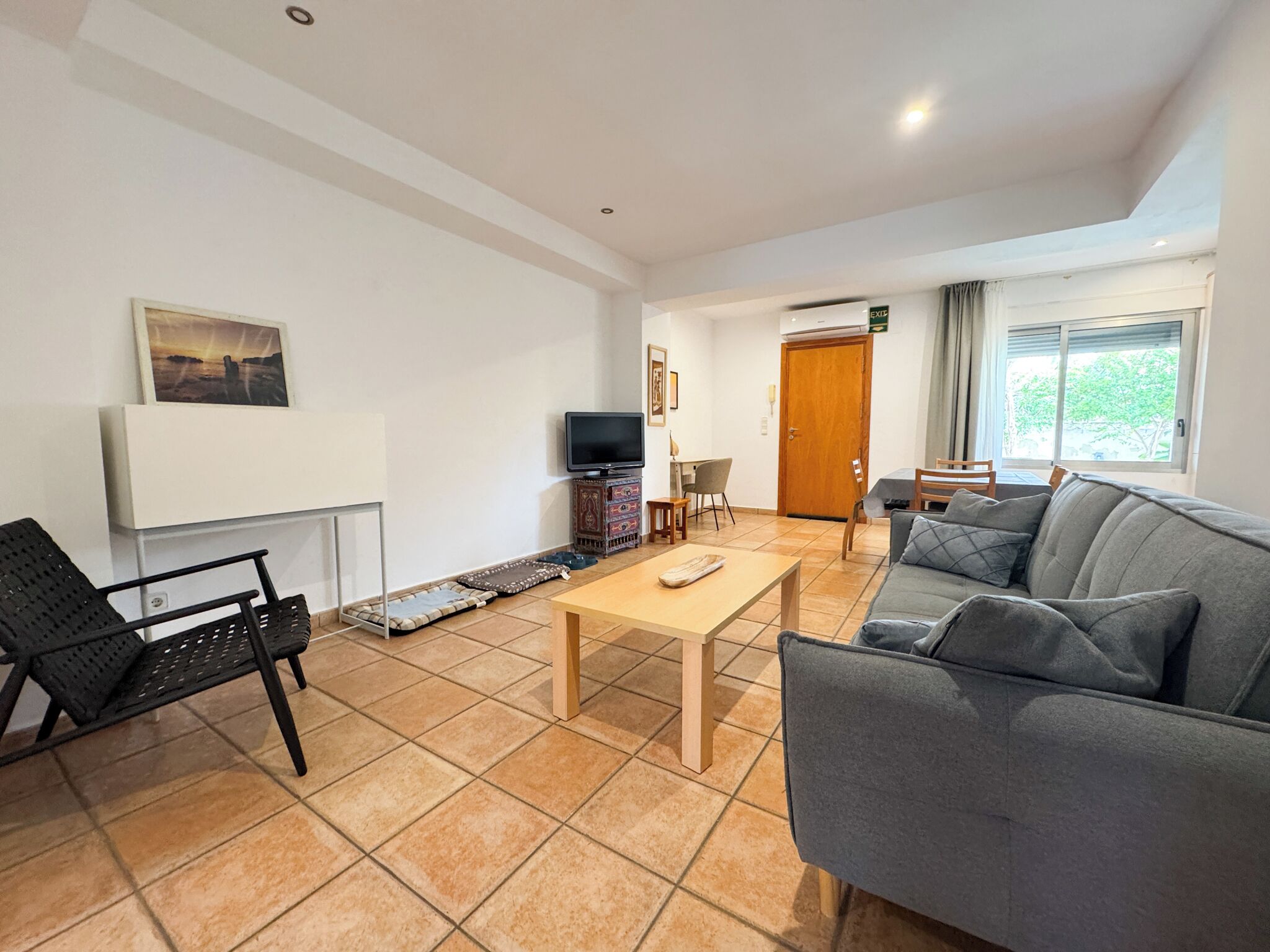 apartment, 2 bedrooms, garden view | dining room