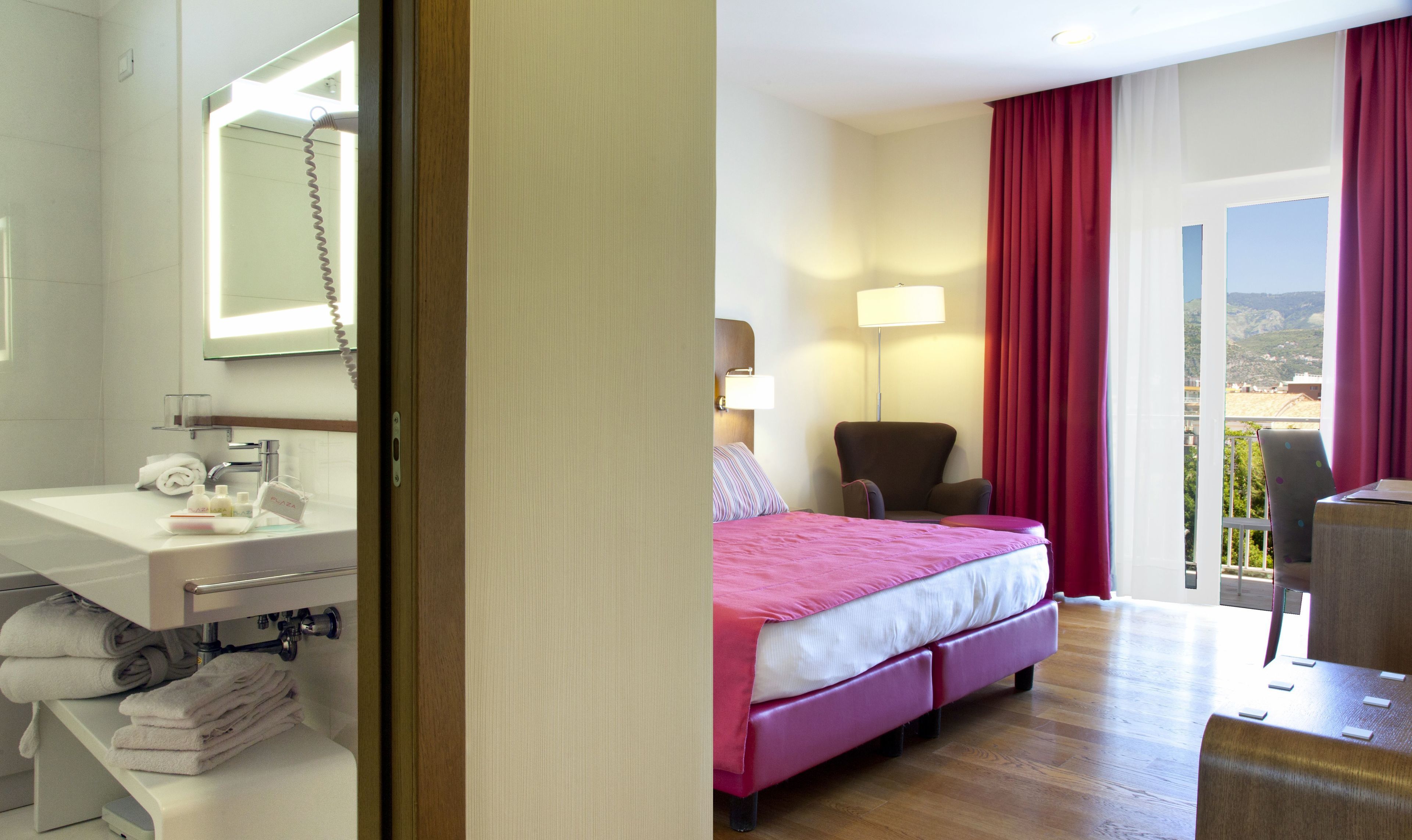 triple room | 1 bedroom, premium bedding, minibar, in-room safe