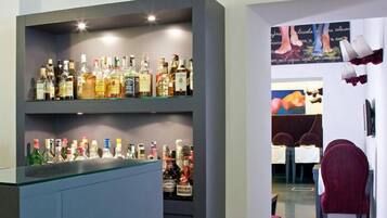 Bar (en el alojamiento)