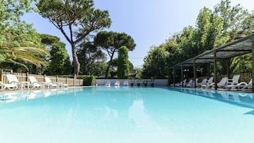 Outdoor pool, open 9:30 AM to 7:30 PM, pool umbrellas, pool loungers