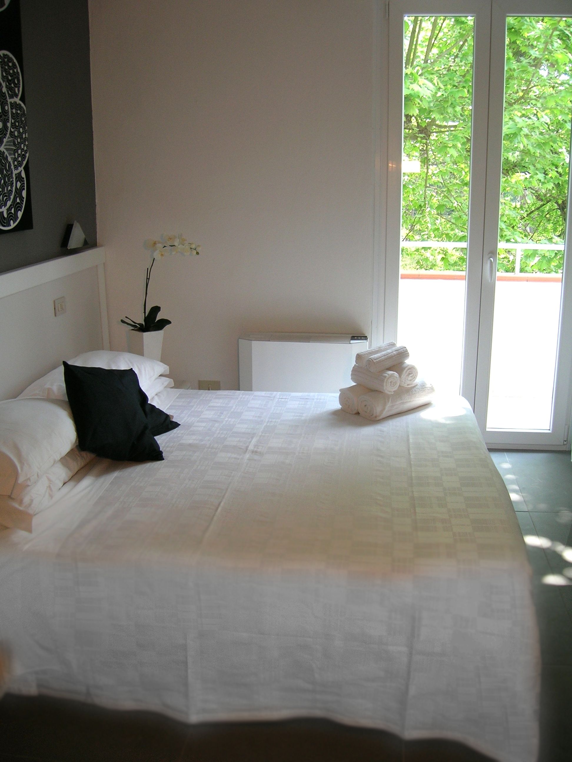 down duvets, minibar, in-room safe, desk