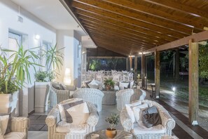 Porch - Hotel La Bussola (Massa)
