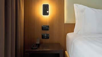 Down comforters, minibar, in-room safe, desk