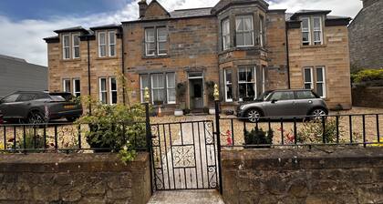 Aynetree Guest House