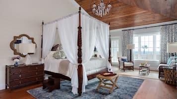 Chambre « Premier », 1 très grand lit, balcon, vue océan | Draps en coton égyptien, literie de qualité supérieure, surmatelas