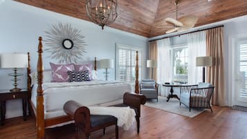 Premier Room, 1 King Bed, Ocean View | Egyptian cotton sheets, premium bedding, pillowtop beds, in-room safe