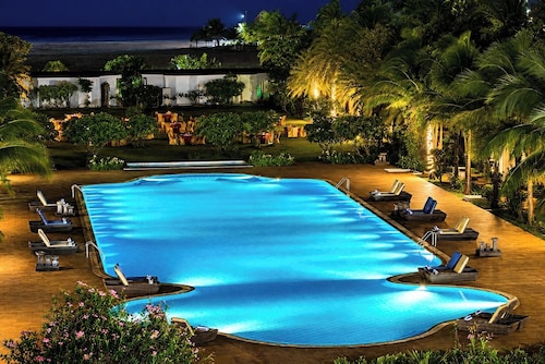 Chariot Beach Resort