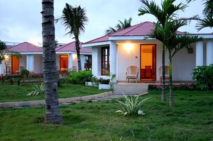 Egyptian cotton sheets, premium bedding, down comforters