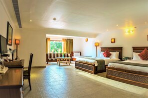 Balcony view - Chariot Beach Resort (Tirukalukundram)