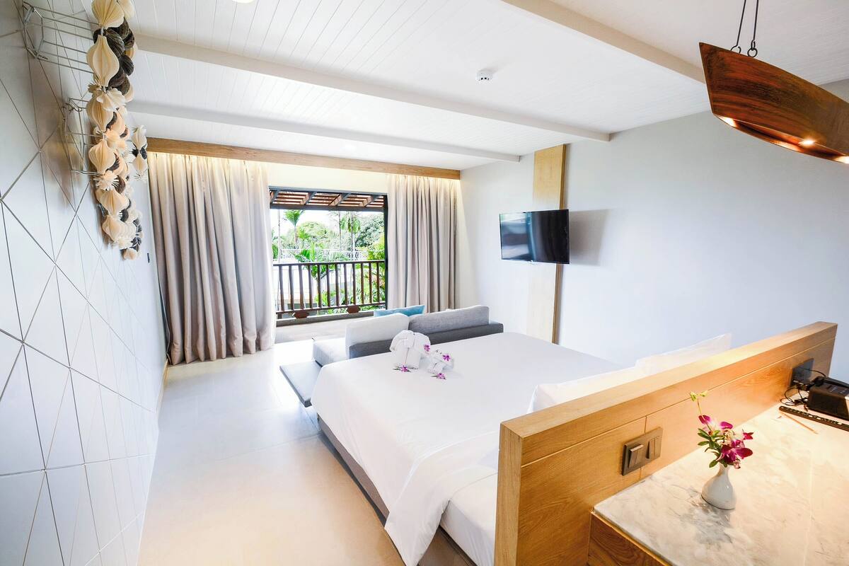 Canna Deluxe Seaview | Minibar, safe på rommet, skrivebord og blendingsgardiner