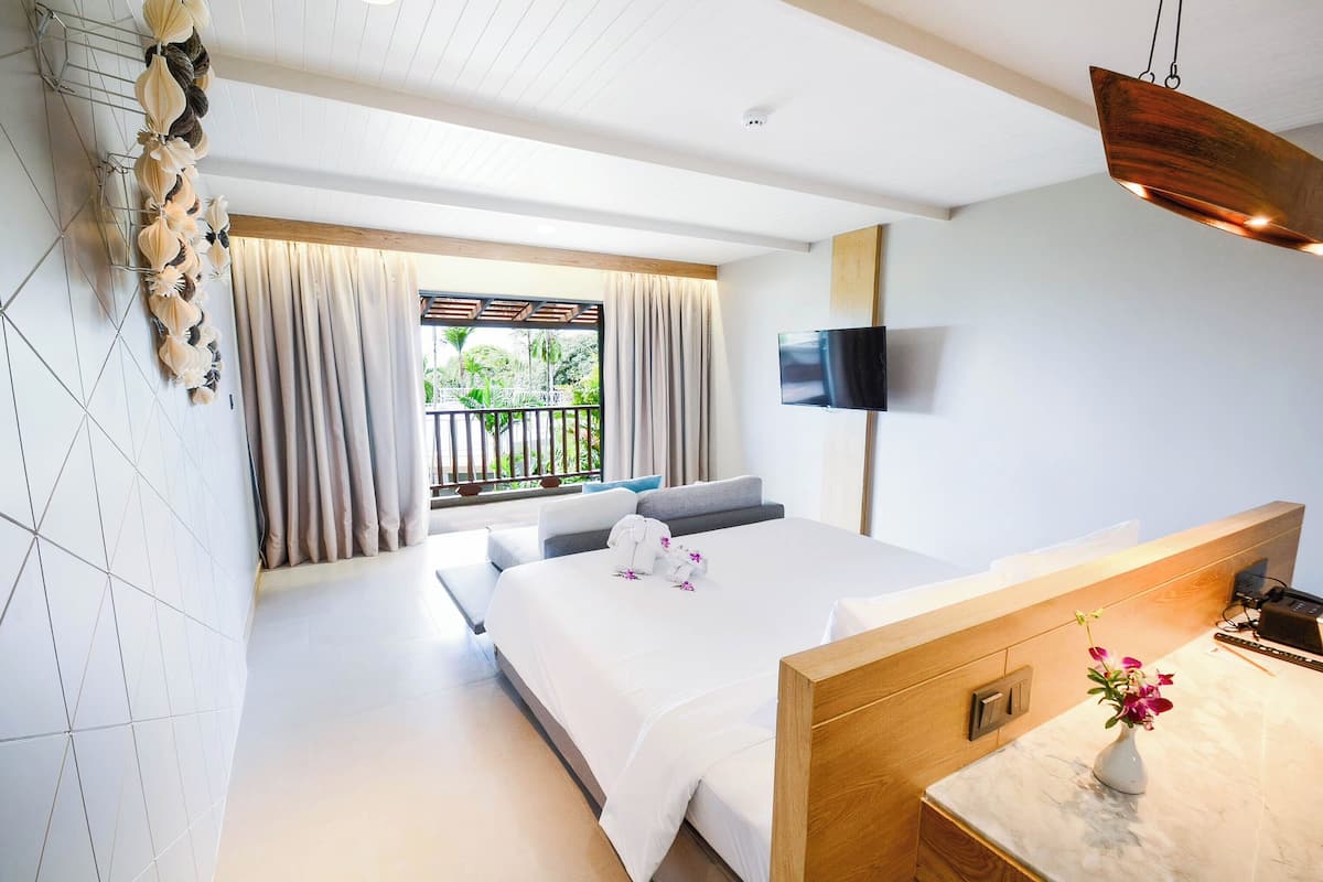 Canna Deluxe Seaview | 1 bedroom, minibar, in-room safe, desk