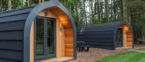 Literie hypoallergénique, espace de travail pour ordinateur portable