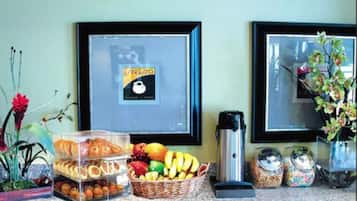 Free daily on-the-go breakfast