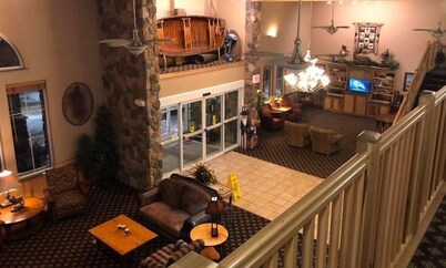 AmericInn by Wyndham Princeton IL