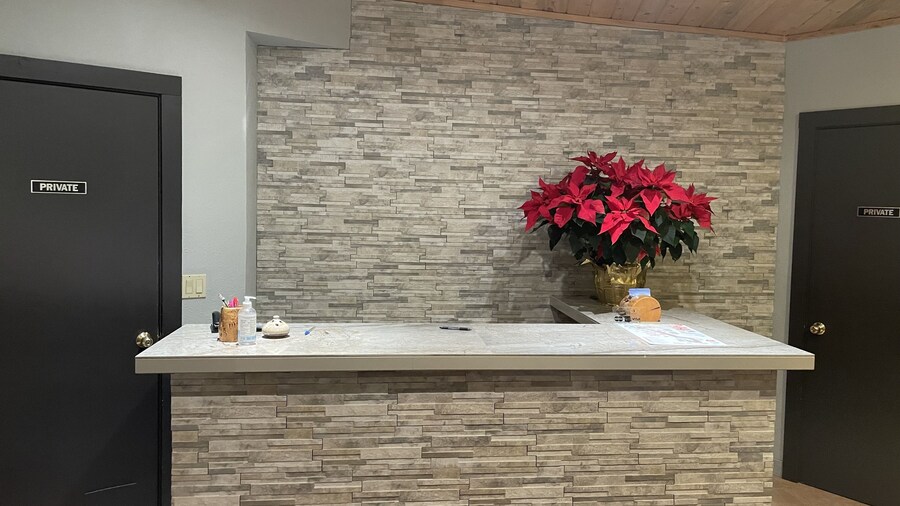 Valley Hi Motel - Near Winter Park Visitor Center