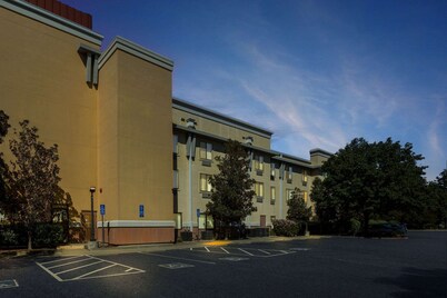 Comfort Suites Vacaville-Napa Valley Area