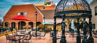 Holiday Inn Express & Suites Albany Airport Area - Latham by IHG