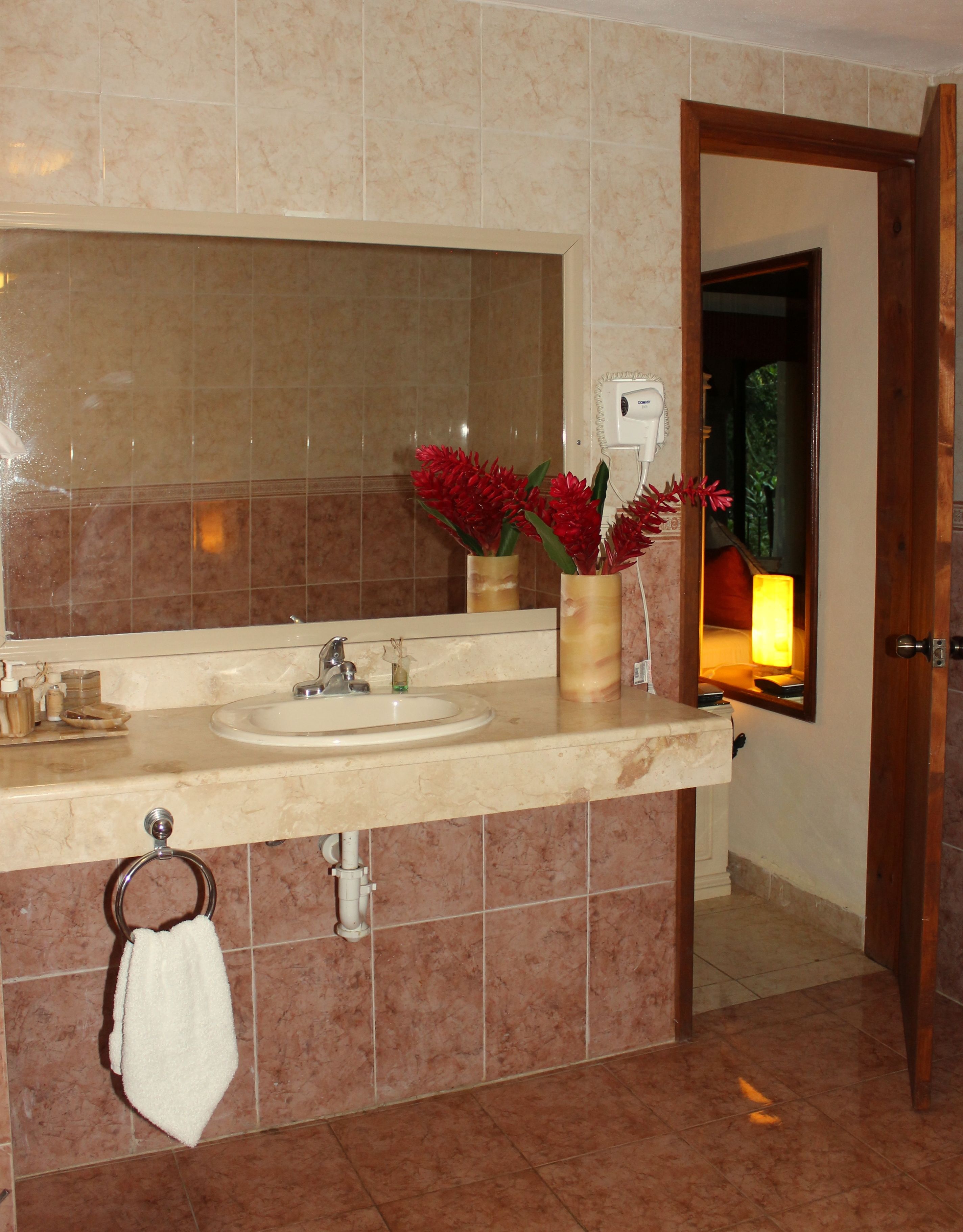 suite, 2 bedrooms (master) | bathroom | shower, designer toiletries, hair dryer, towels