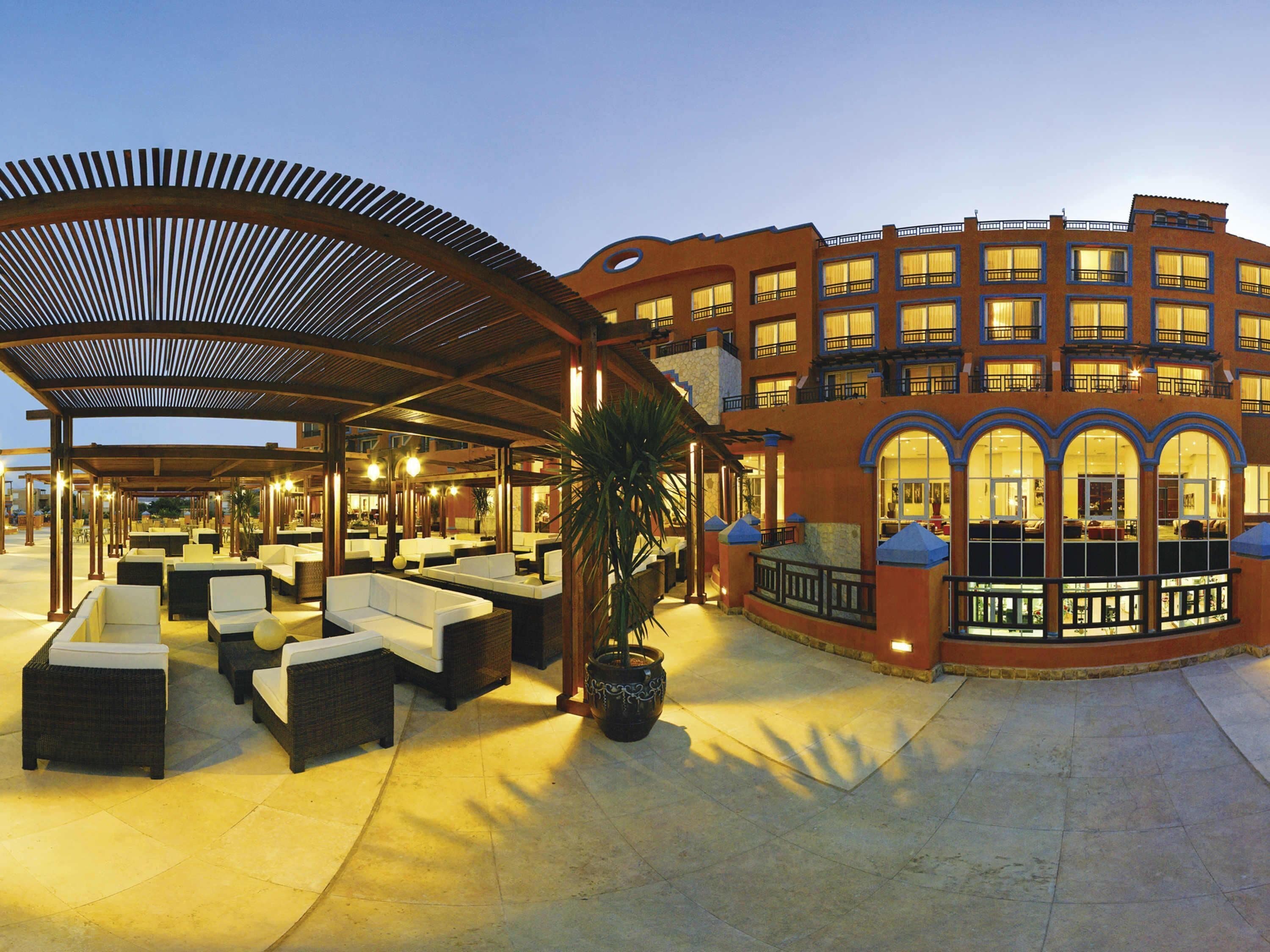 Habitació amb dos llits individuals clàssica, 1 llit individual, vistes al mar | Minibar, caixa forta a l'habitació, escriptori i cortines opaques 