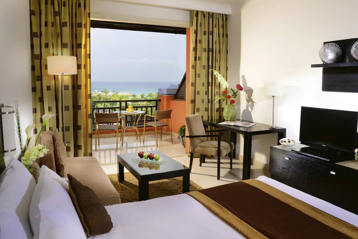 Superior Room, 1 King Bed, Sea View