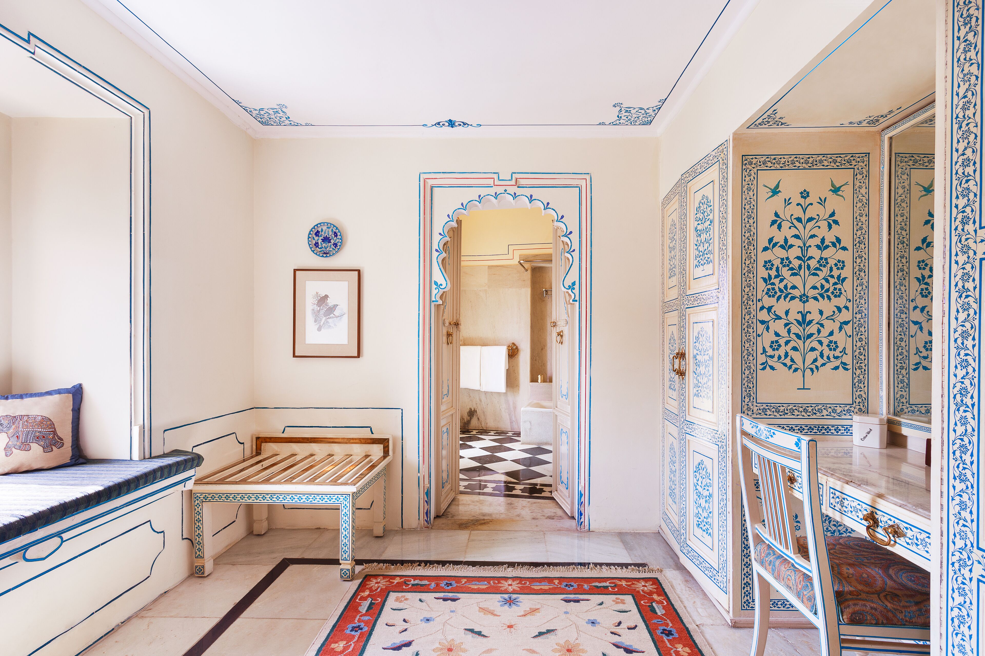 royal suite lake view | 1 bedroom, egyptian cotton sheets, premium bedding, select comfort beds