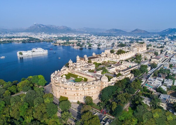 Shiv Niwas Palace By Hrh Group Of Hotels - Udaipur