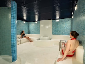 Dampfbad, Körperbehandlungen, Hydrotherapie, Ganzkörperwickelbehandlung