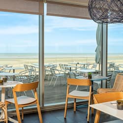 Mittagessen, Abendessen, französische Küche, Blick auf den Strand