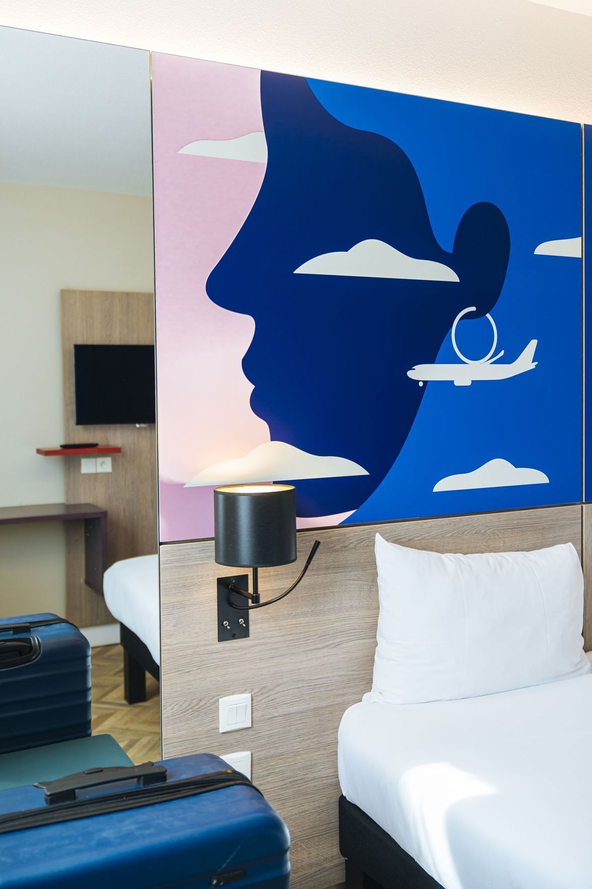 Premium bedding, in-room safe, desk, blackout curtains