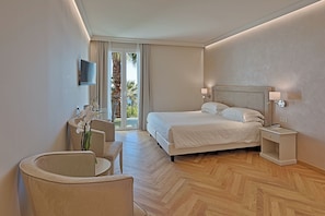Deluxe Double or Twin Room, Balcony, Sea View | Premium bedding, minibar, in-room safe, soundproofing - Hotel Paradiso (Sanremo)
