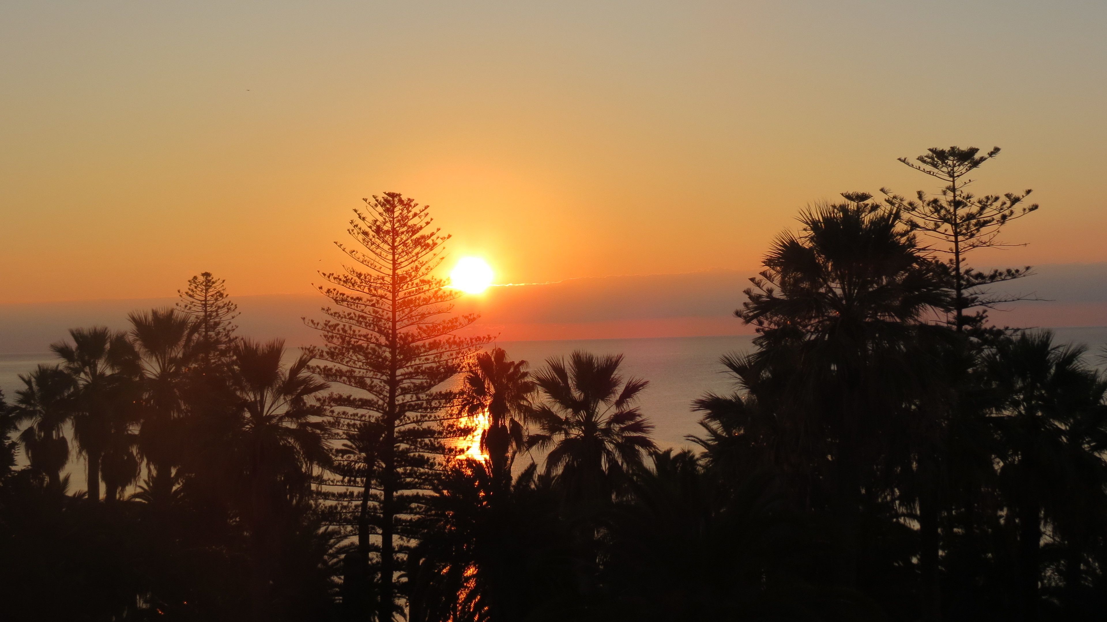 private beach nearby, free beach cabanas, sun-loungers, beach umbrellas