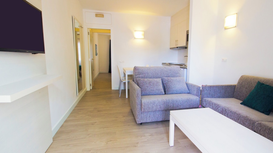 THB Flora Aparthotel