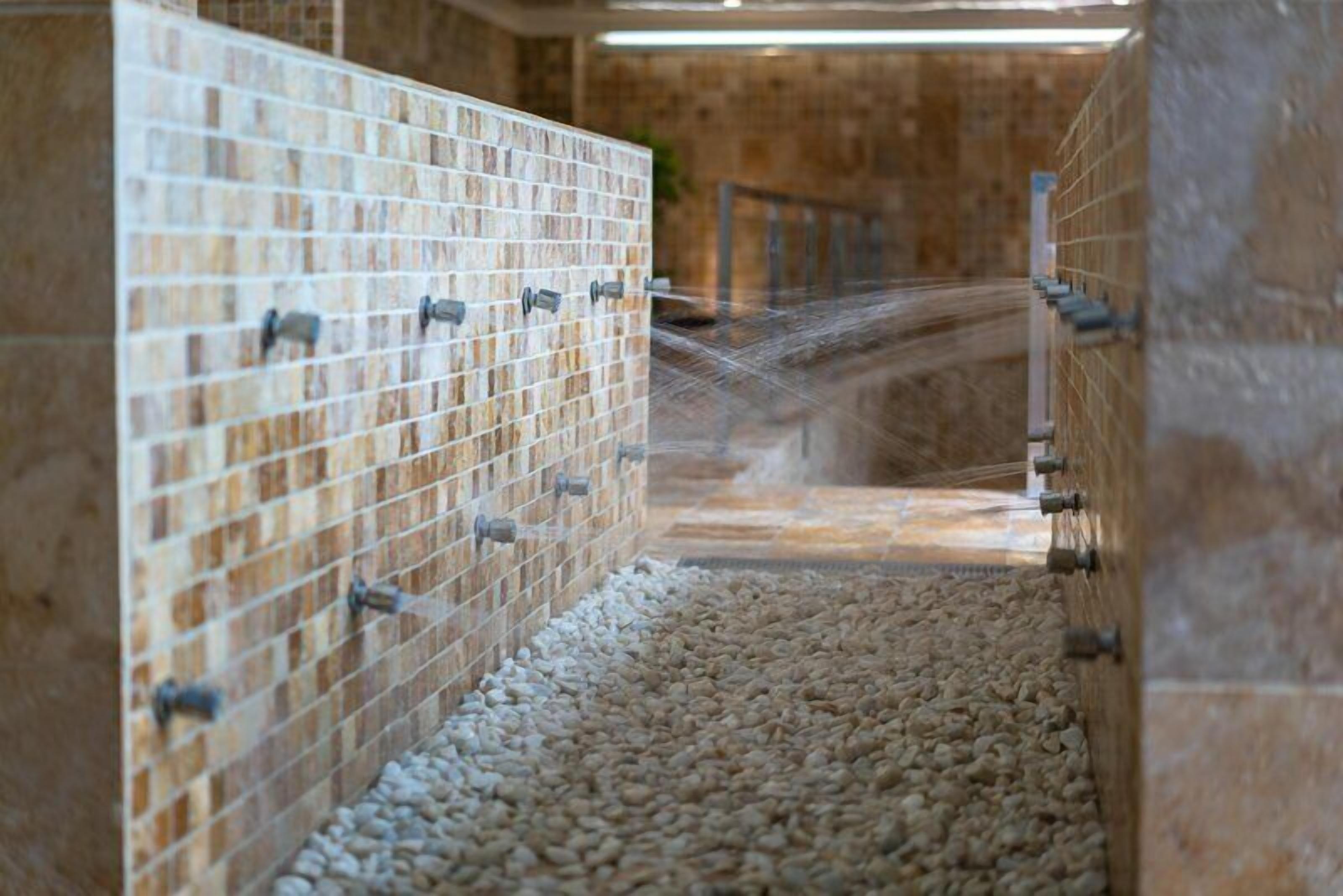 Sauna, Turkish bath, body treatments, sports massages, facials
