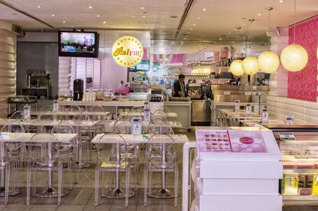 Hotel Re! - Image 5