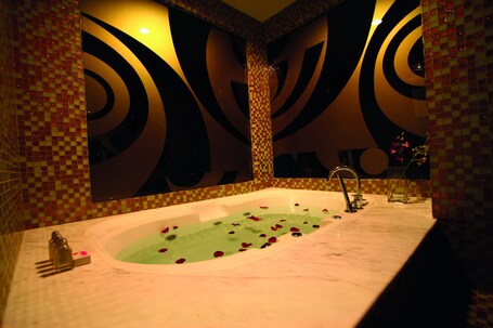 Hotel Re! - Image 8
