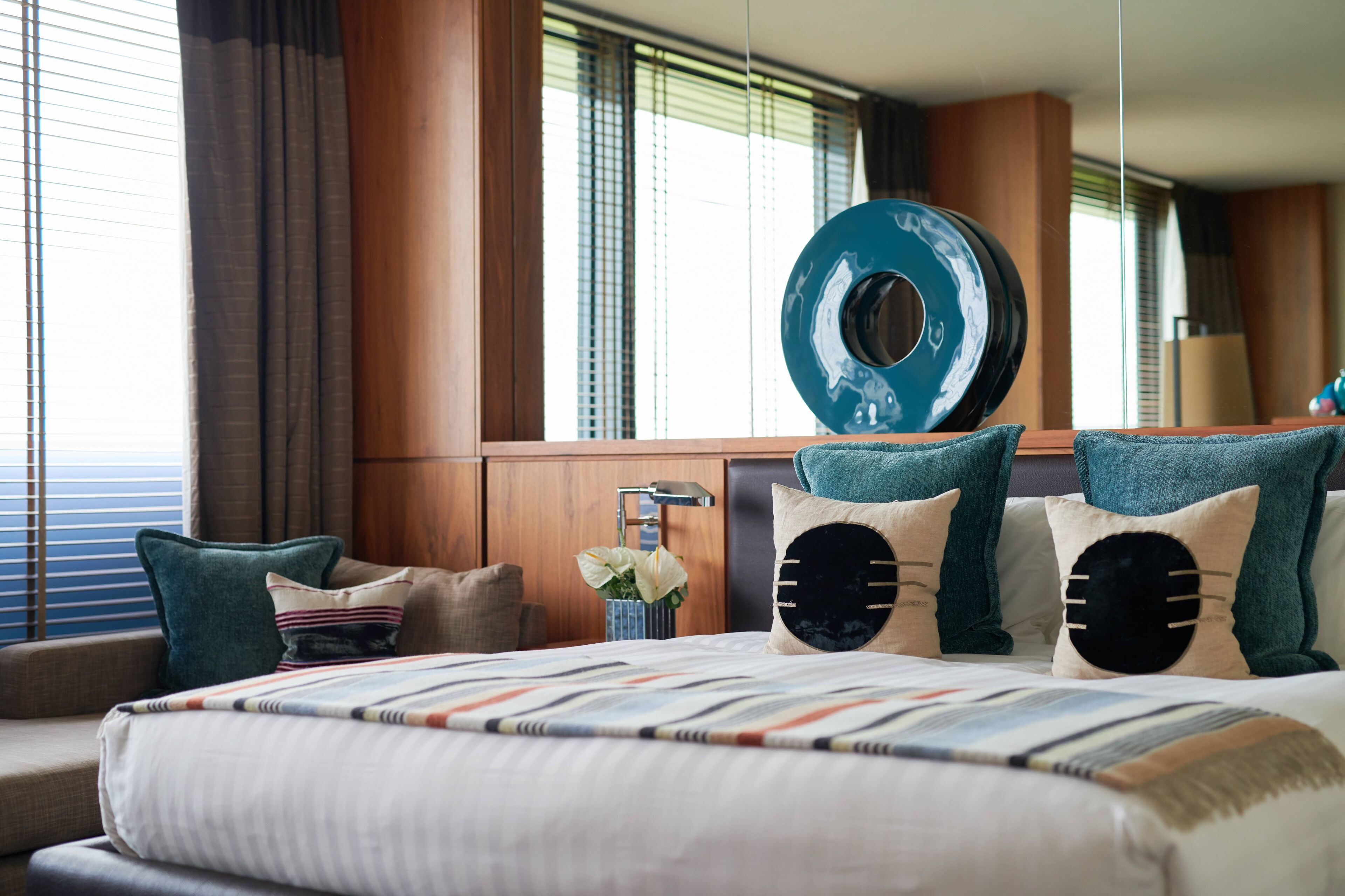 premium bedding, in-room safe, desk, soundproofing