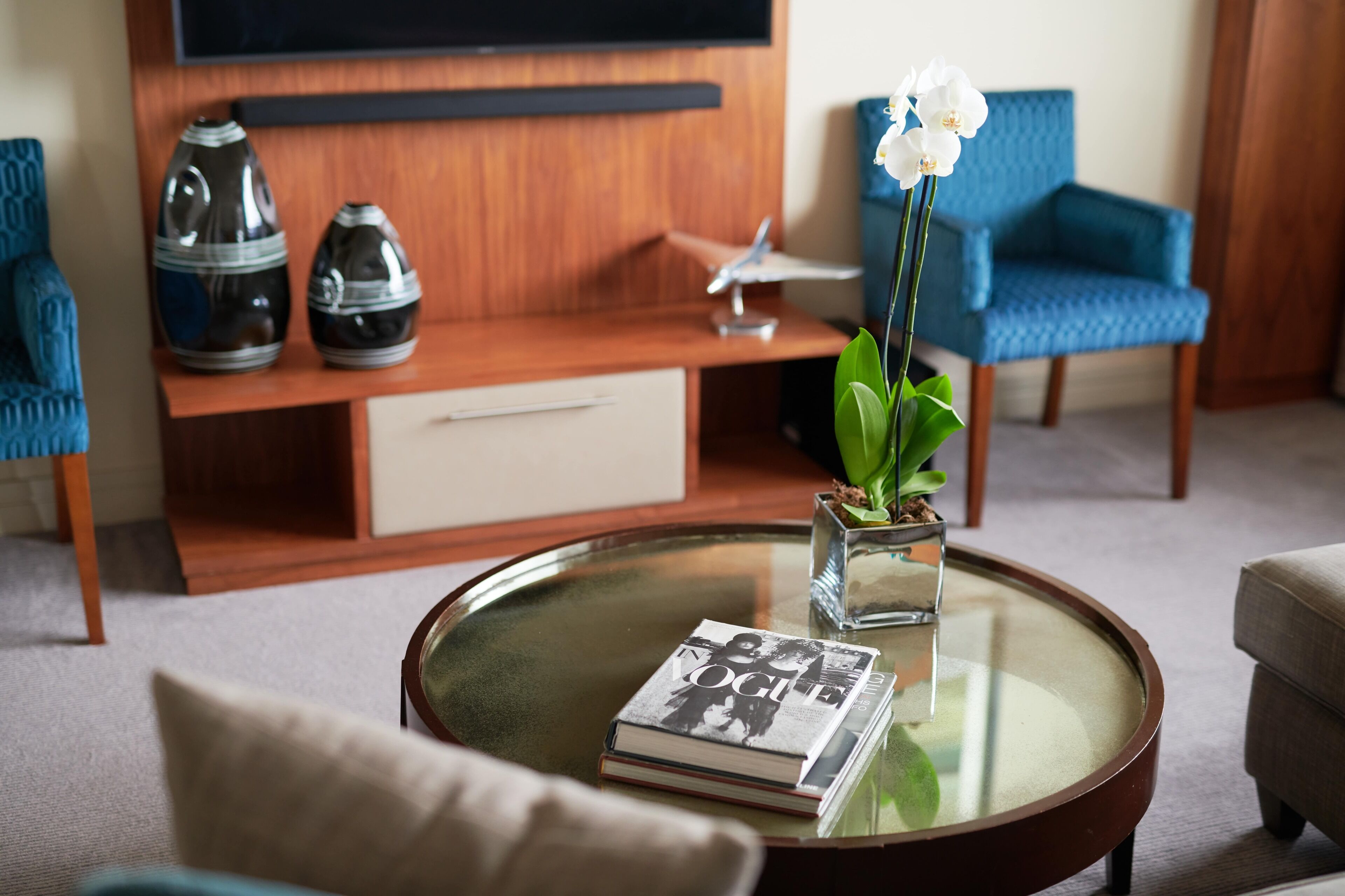 premium bedding, in-room safe, desk, soundproofing