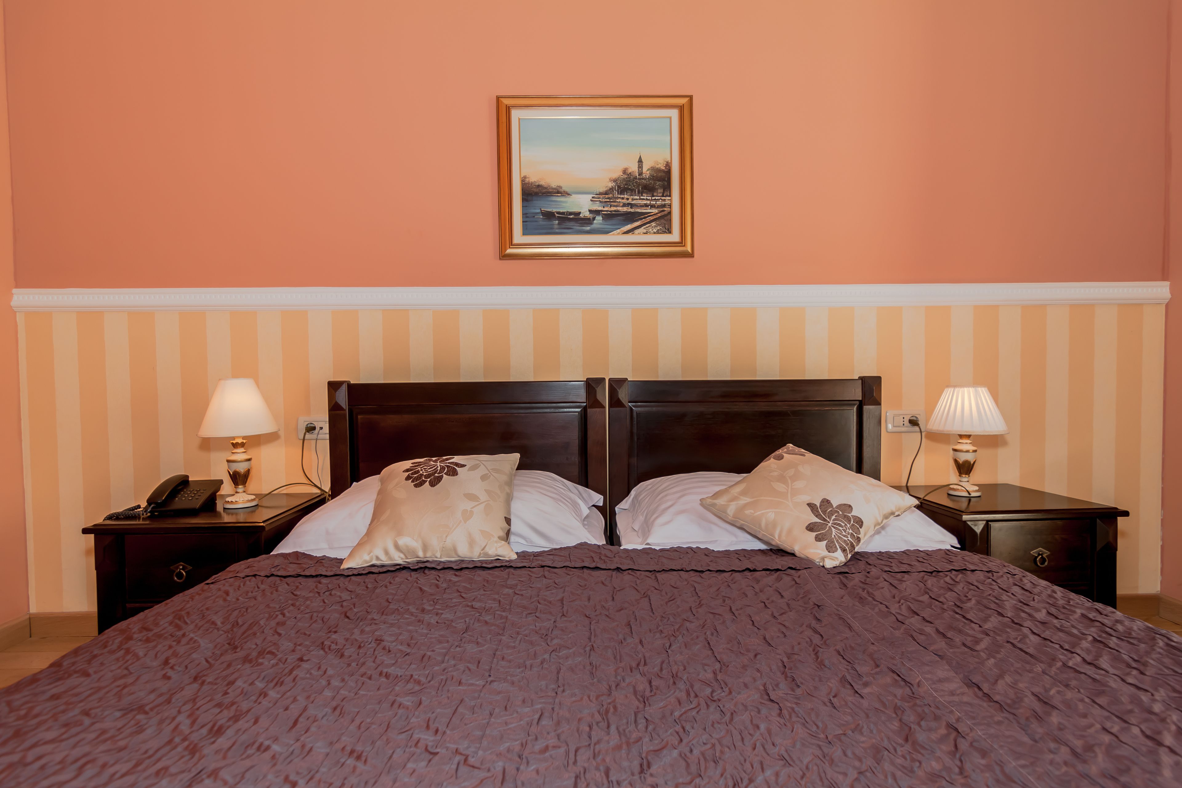 1 bedroom, in-room safe, desk, free wifi