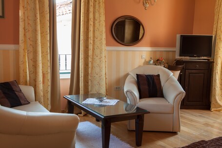 Villa Pattiera - view 2