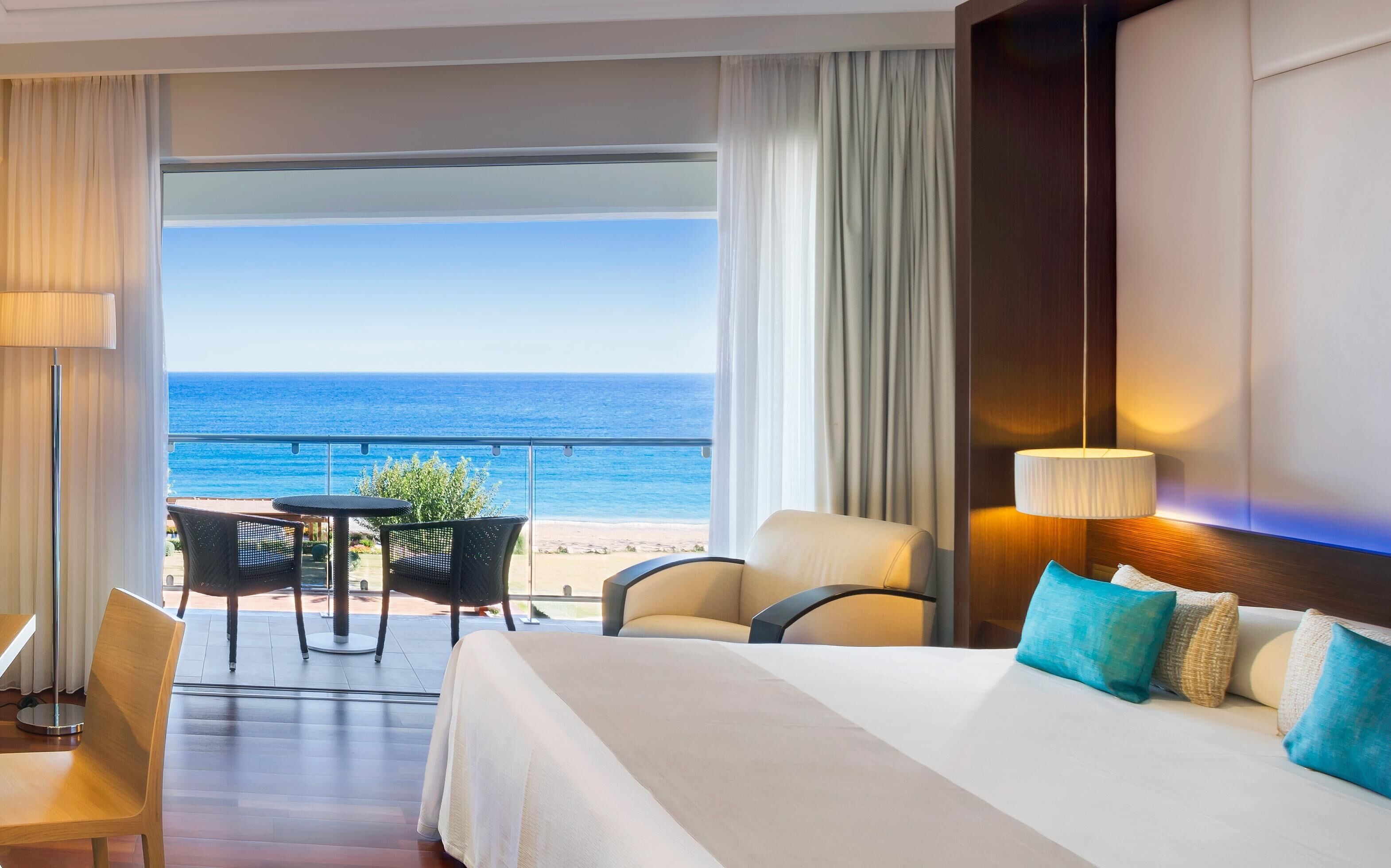 Junior Suite, Sea View (Elite Club) | Hypo-allergenic bedding, in-room safe, desk, blackout drapes