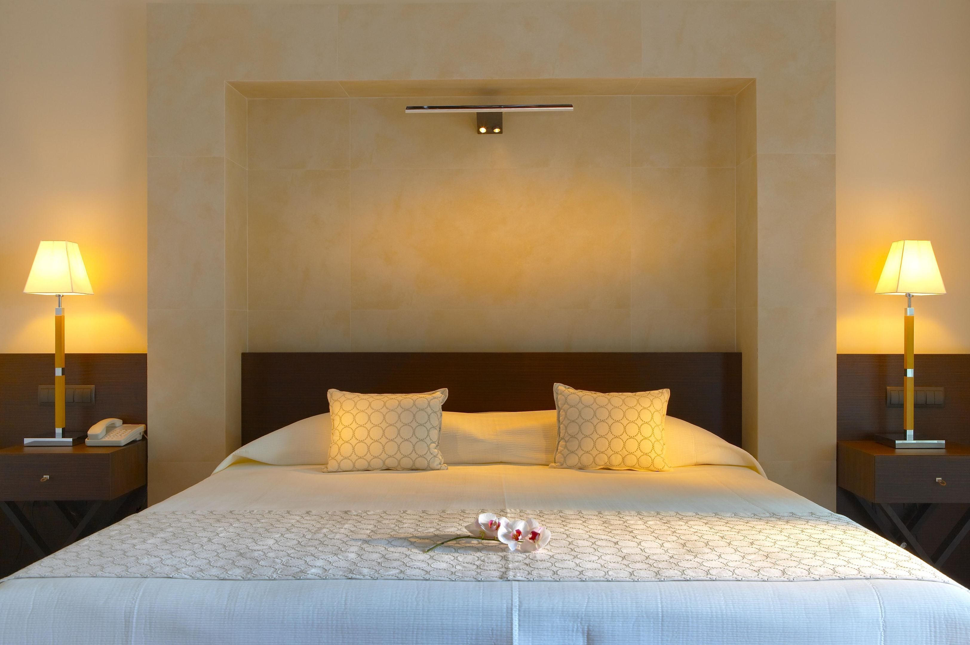 Suite, Sea View (Elite Club) | Hypo-allergenic bedding, in-room safe, desk, blackout drapes