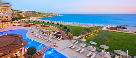 Outdoor pool, pool umbrellas, pool loungers