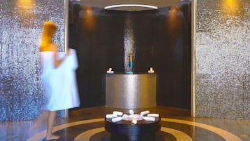 Couples treatment room(s), sauna, hot tub, steam room, body treatments