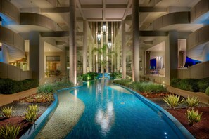 Outdoor pool, pool umbrellas, sun loungers - Elysium Resort & Spa (Rhodes)