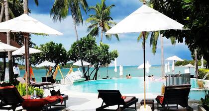 Iyara Beach Hotel & Plaza