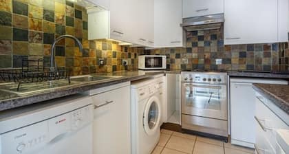London Tower Bridge Apartments
