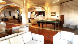 Lobby - Dom Fernando (Évora)