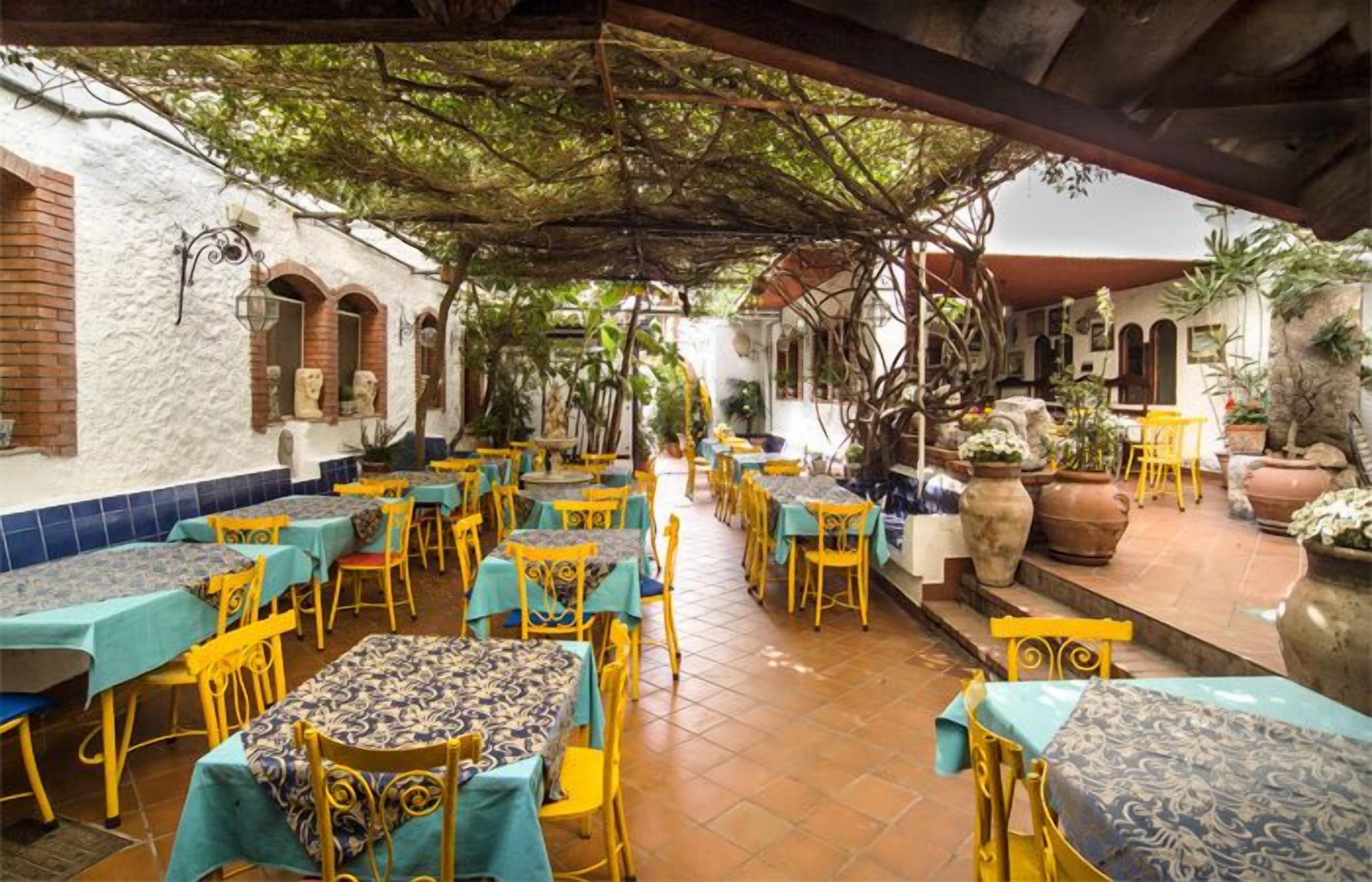 Lunch and dinner served, local cuisine